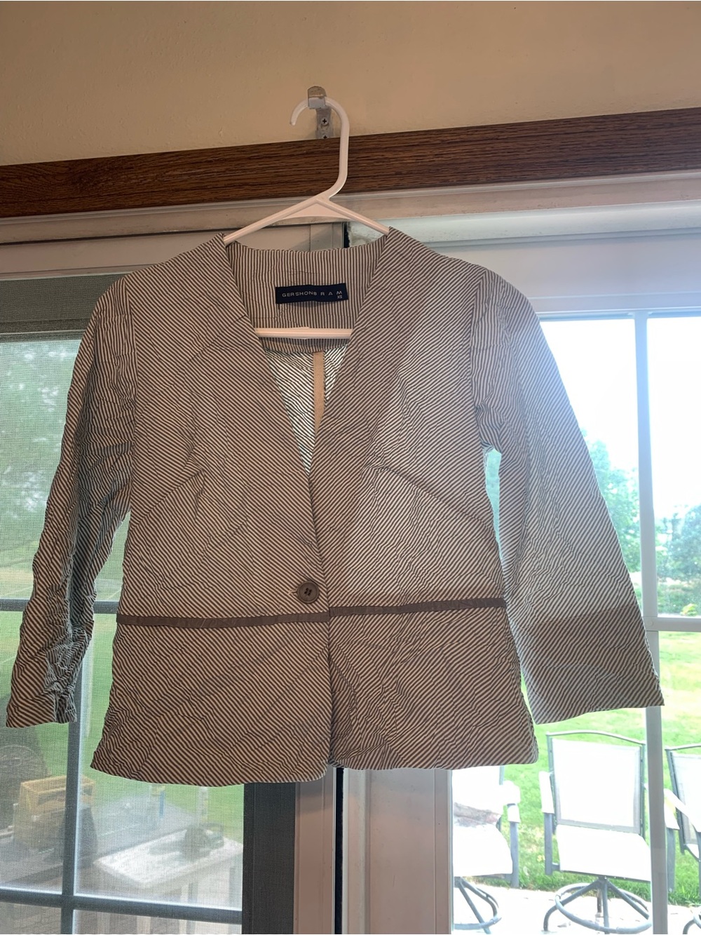 Like new! Size XS. Bin 99.